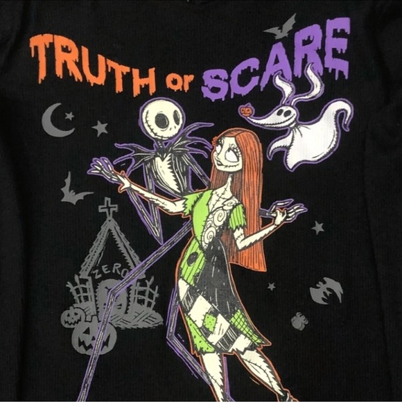 NIGHTMARE BEFORE CHRISTMAS RIB KNIT TOP - BLACK SIZE LARGE (NEW WITH TAGS) - Picture 2 of 3